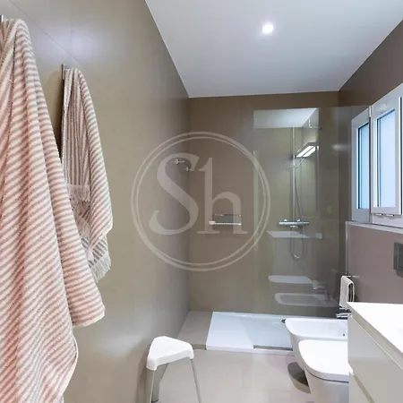 Con Terraza Junto A Paseo De Gracia Apartment *