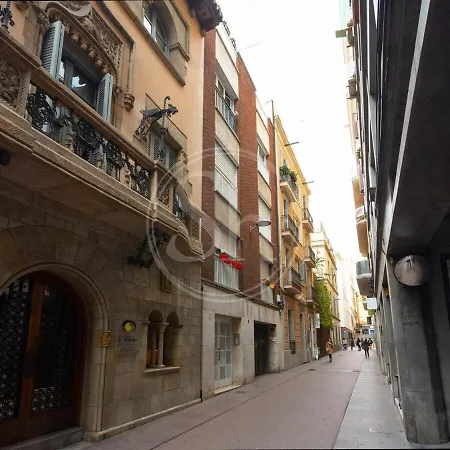 Con Terraza Junto A Paseo De Gracia Apartment